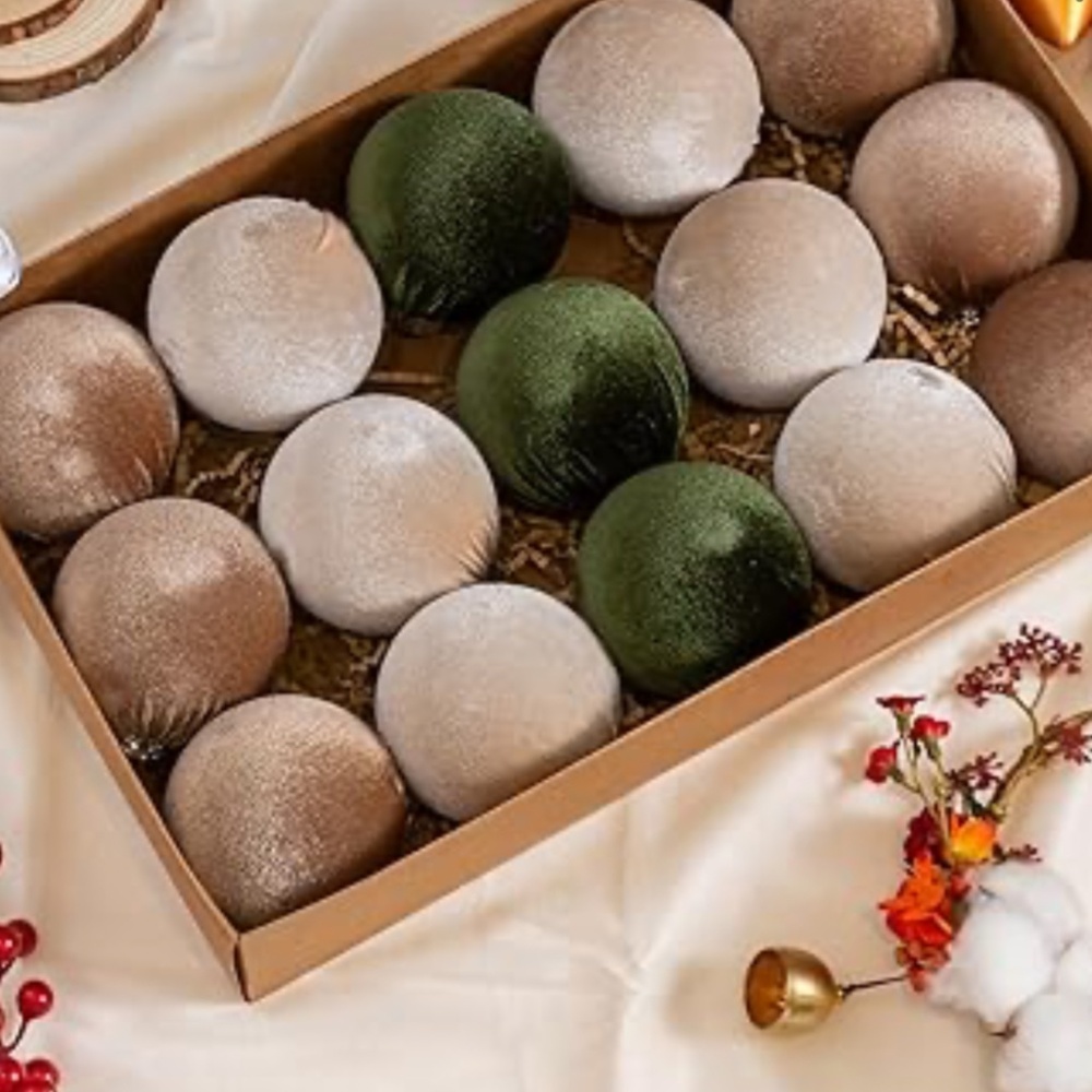 3 sets (39 balls total) Velvet Christmas Ball Ornaments & Ribbons (16 total) ,